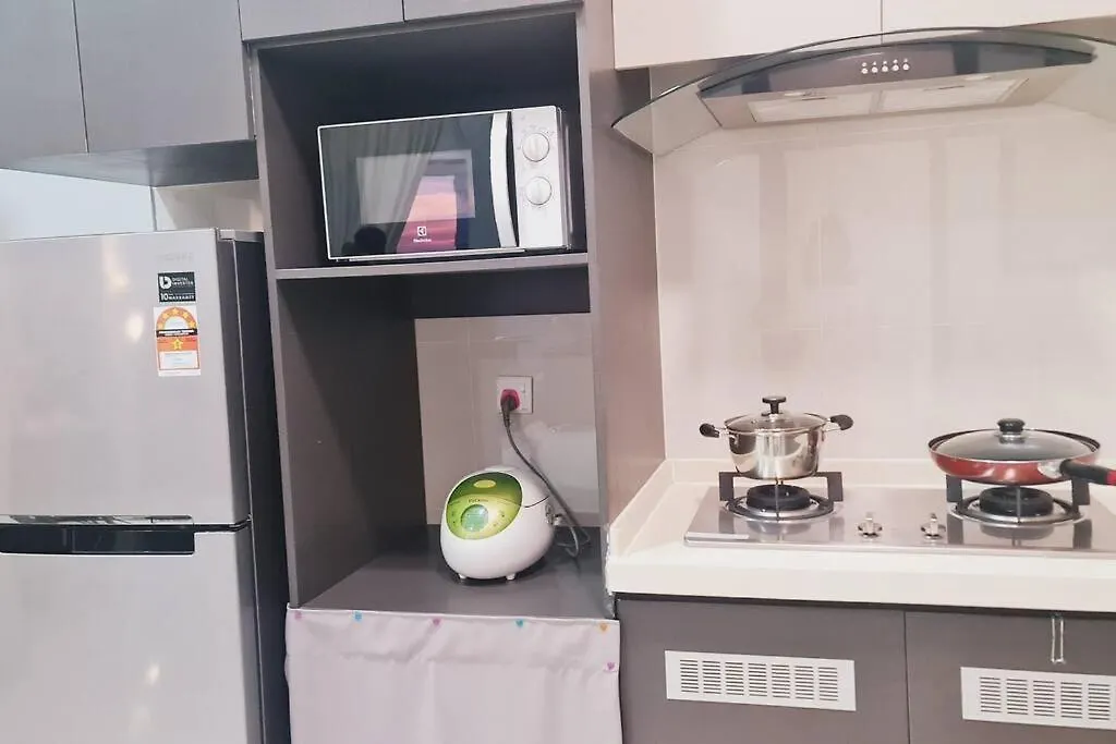 Apartment New!4-6Pax Seaview Royal Strand Condo Jb City Town Johor Bahru