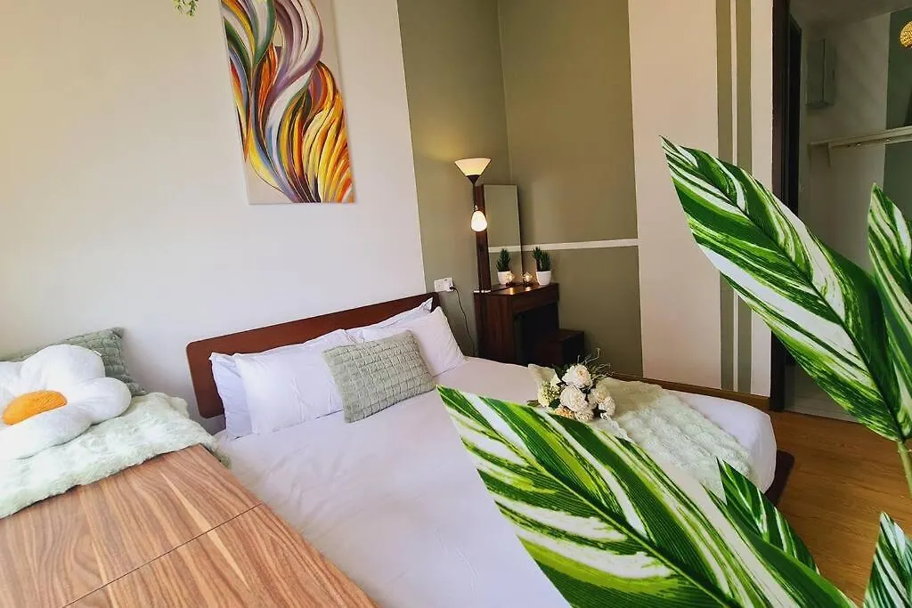 Apartment New!4-6Pax Seaview Royal Strand Condo Jb City Town Johor Bahru Malaysia