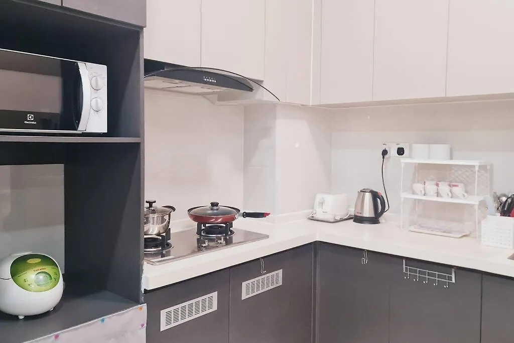 Apartment New!4-6Pax Seaview Royal Strand Condo Jb City Town Johor Bahru