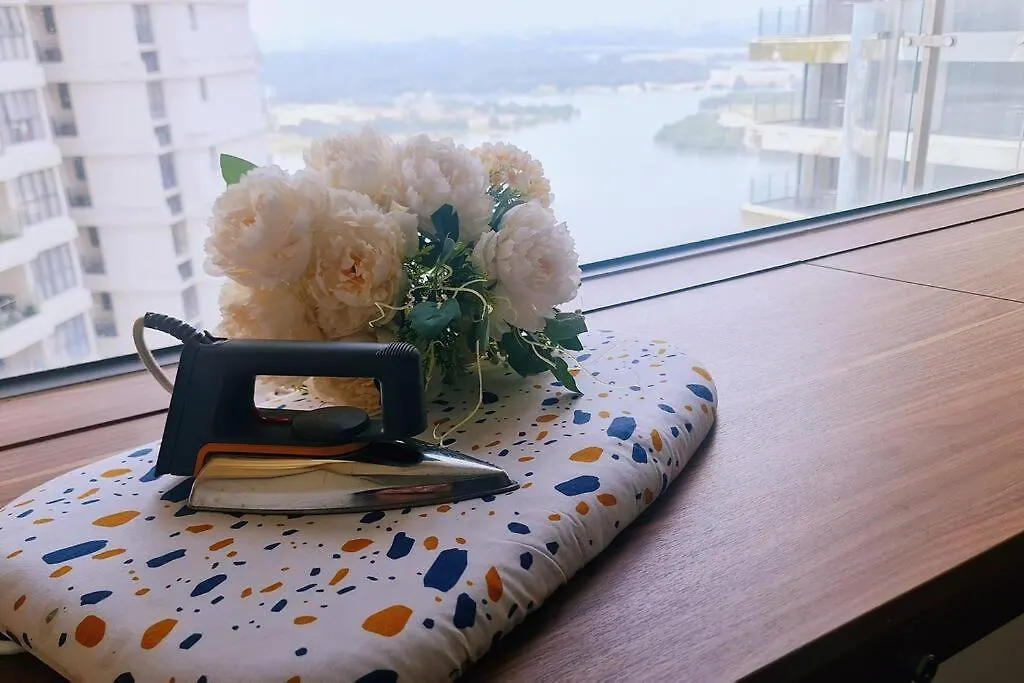 Apartment New!4-6Pax Seaview Royal Strand Condo Jb City Town Johor Bahru